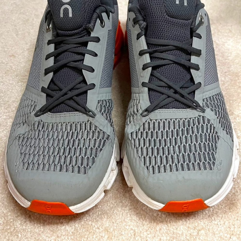 ON Running For Men Cloud flyer Textile Synthetic Trainers Gray orange Size 10.5